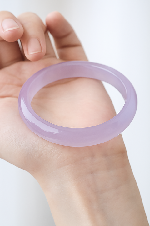 8mm Natural Purple Chalcedony Bangle