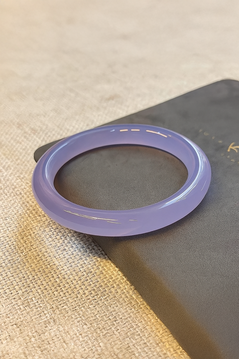 10mm Natural Purple Chalcedony Bangle