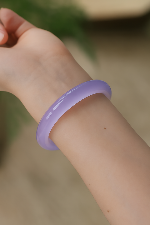 10mm Natural Purple Chalcedony Bangle