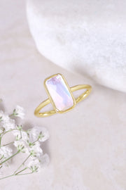 Mother Of Pearl Petite Rectangle Ring - GF