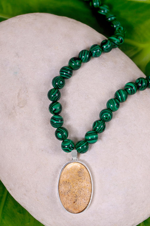 Malachite Beads Necklace With Lily Fossil Pendant - SF