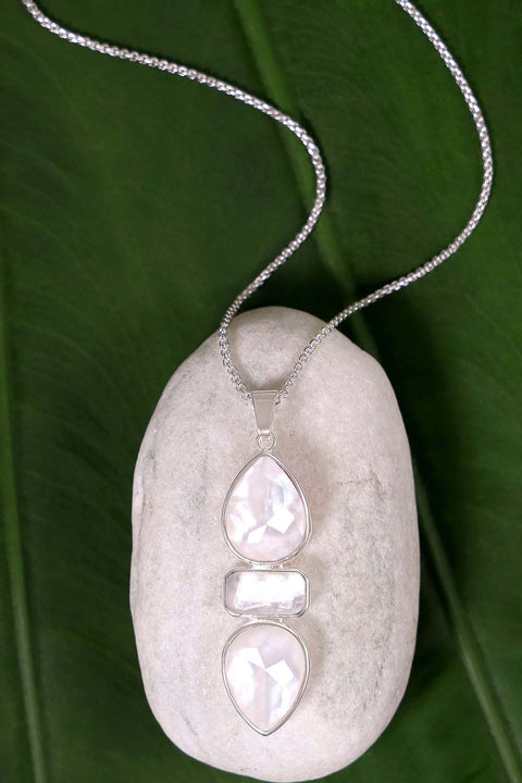 Mother Of Pearl Pendant Necklace - SF