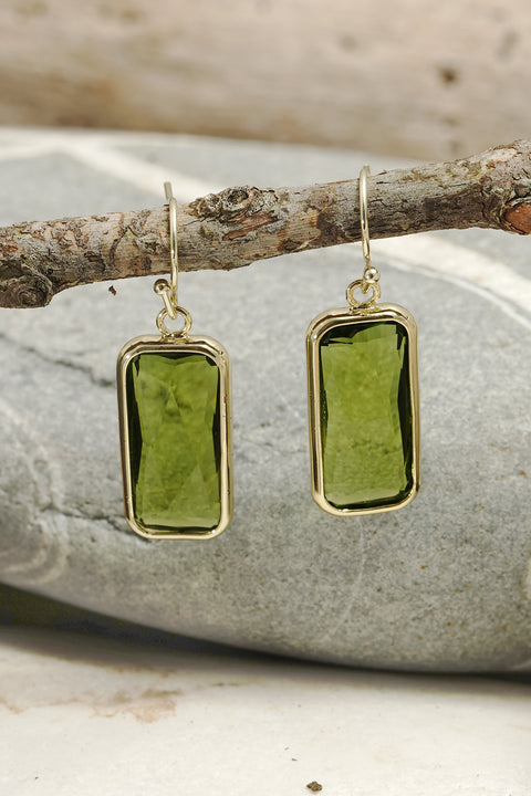 Peridot Crystal Rectangle Earrings In Gold - GF