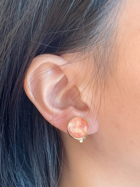 Strawberry Quartz Clip On Earrings In Gold - GF