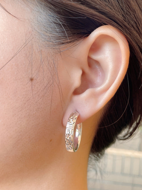Sterling Silver Diamond Cut Hoop Earrings - SS
