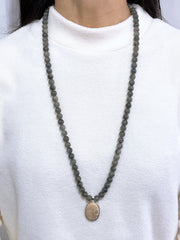 Labradorite Beads Necklace With Lily Fossil Pendant - SF